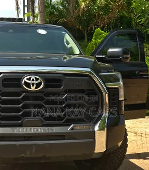 Toyota Tundra 2024 Black