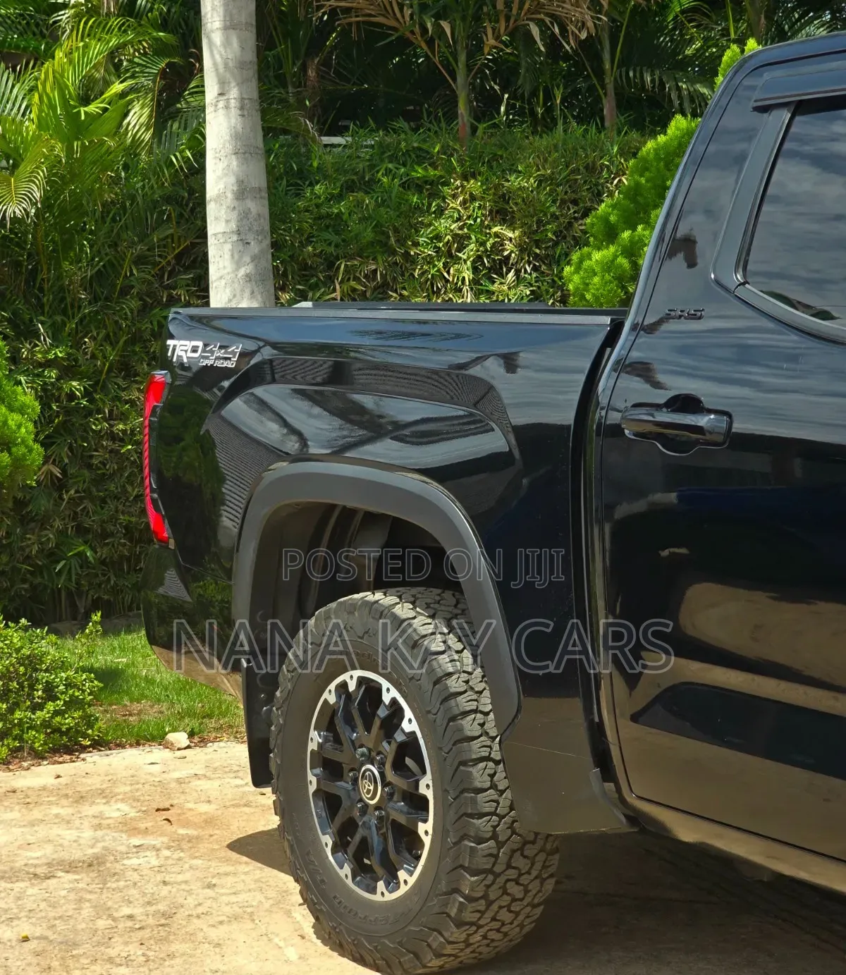 Toyota Tundra 2024 Black