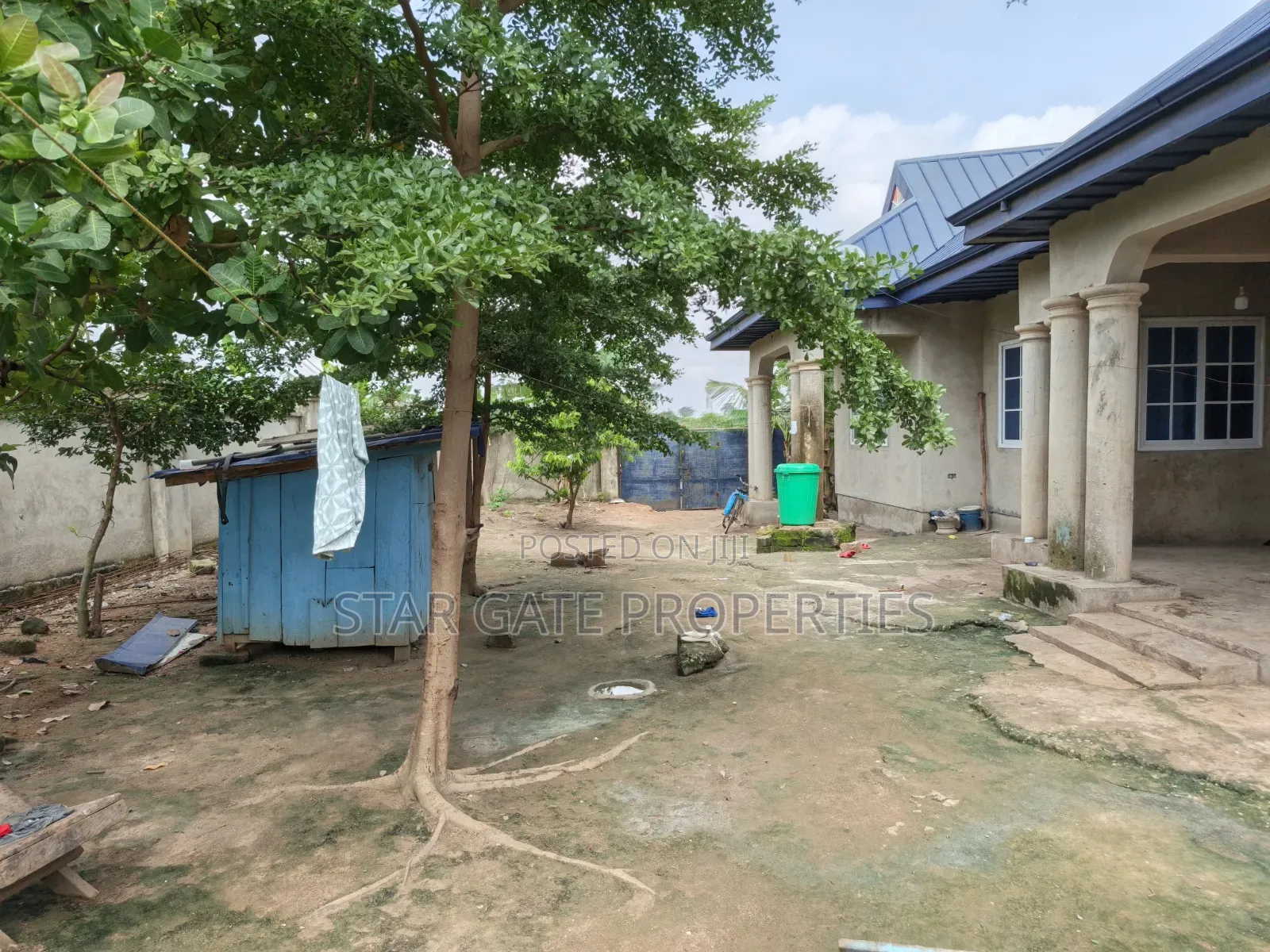 4bdrm House in Adesina Near Kenyasi, Kumasi Metropolitan for sale