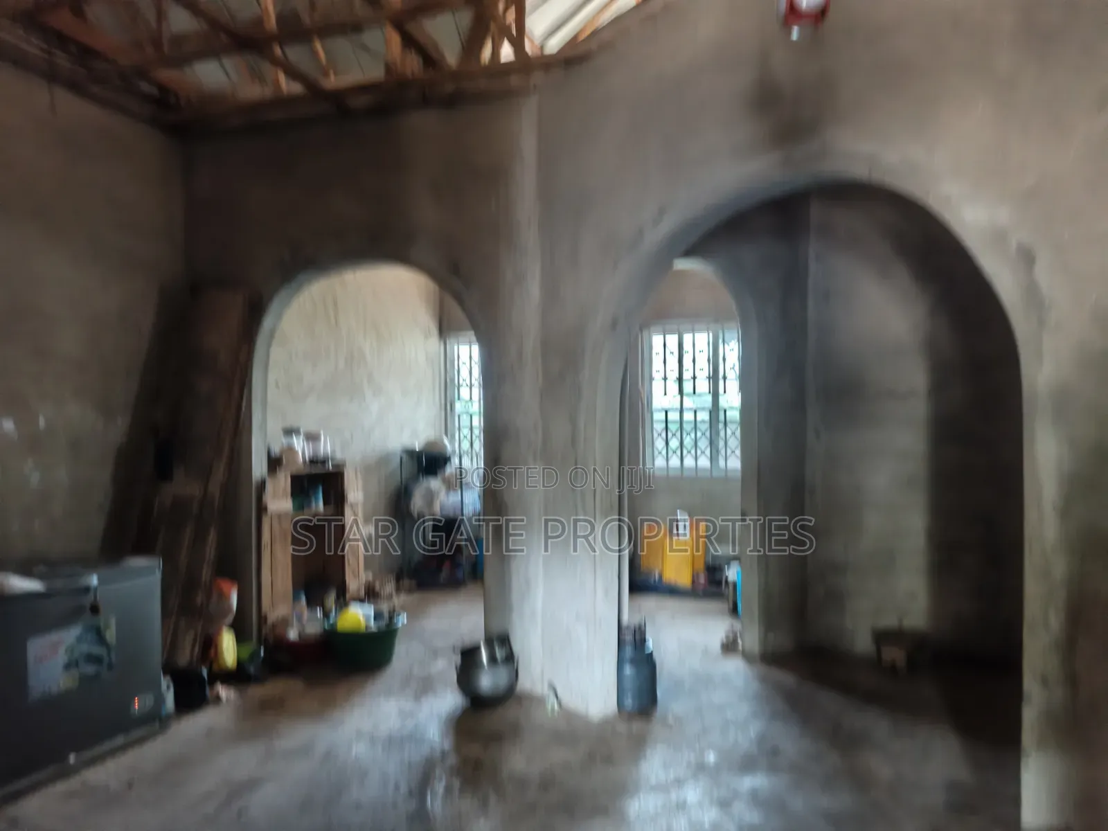 4bdrm House in Adesina Near Kenyasi, Kumasi Metropolitan for sale