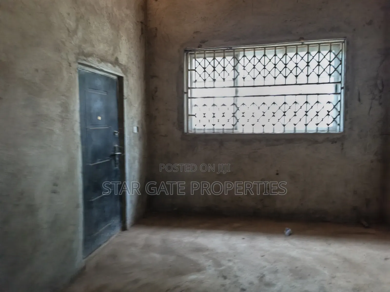 4bdrm House in Adesina Near Kenyasi, Kumasi Metropolitan for sale