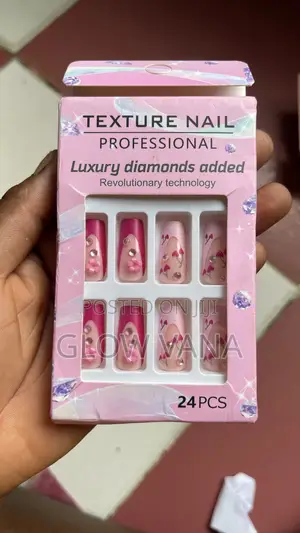 Affordable Classic Press- On Nails
