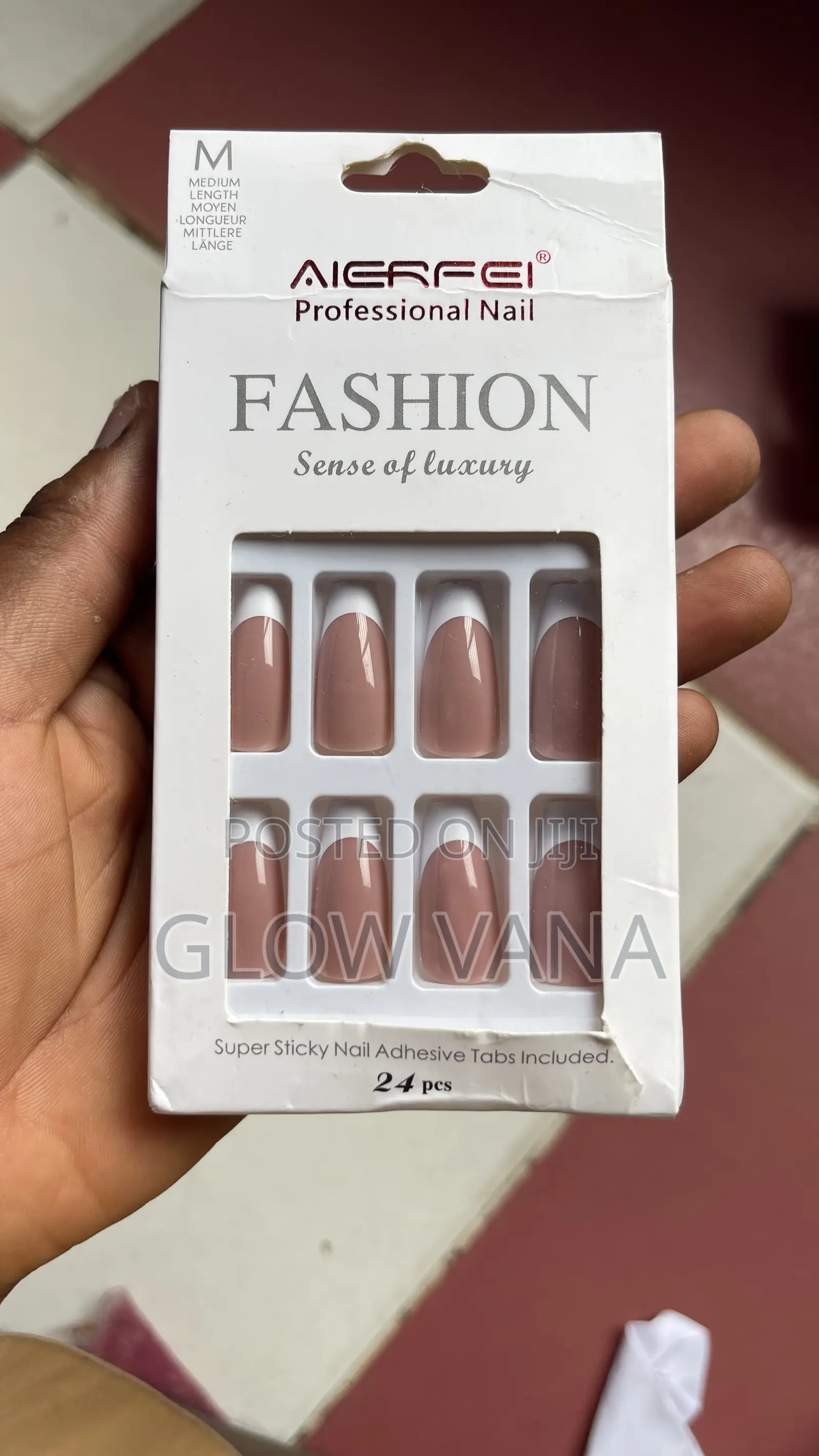 Affordable Classic Press- On Nails