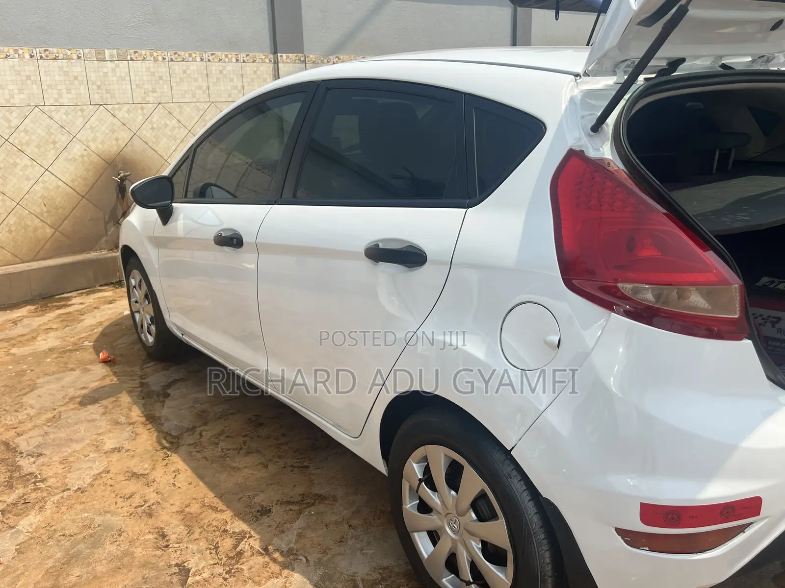 Ford Fiesta 2012 White