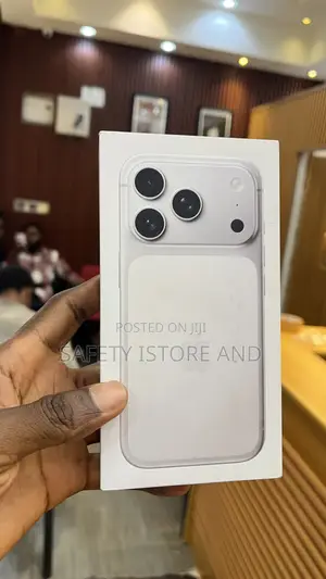 New Apple iPhone 17 Pro 256 GB Silver