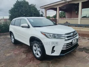 Toyota Highlander Limited 4dr SUV AWD (3.5L 6cyl 6A) 2015 White