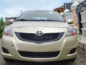 Toyota Yaris 1.5 2007 Beige