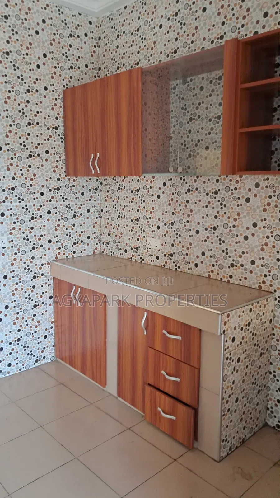 2bdrm Apartment in Kuntuse, Amasaman for rent