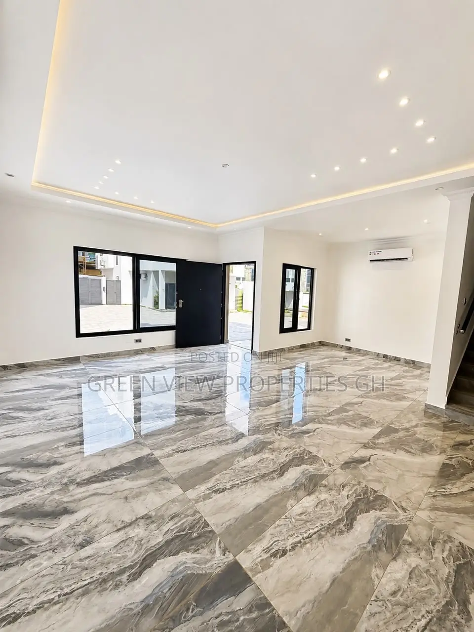 4bdrm Duplex in East Legon for rent