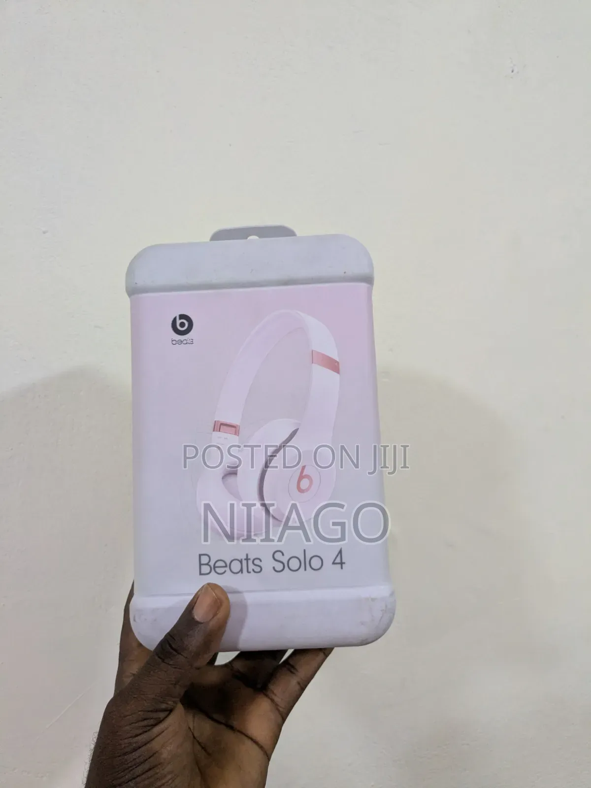 Beats Solo 4