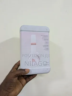 Beats Solo 4