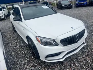 Mercedes-Benz C43 4Matic Sedan AWD (3.0L V6 9AM) 2017 White
