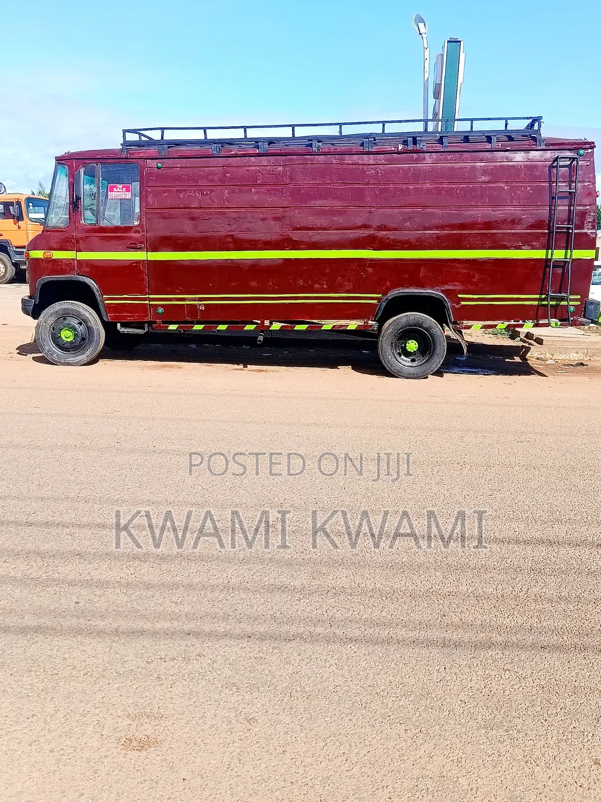 Mercedes-Benz 814D 1997 Red