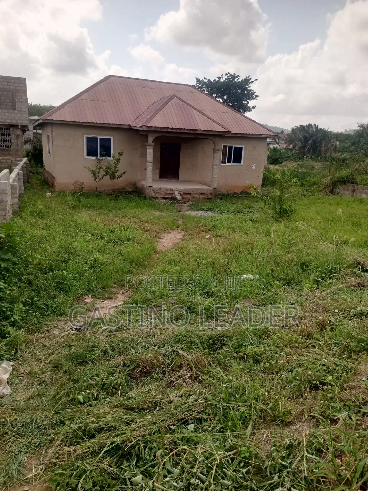 2bdrm House in Pokuase New Life for sale