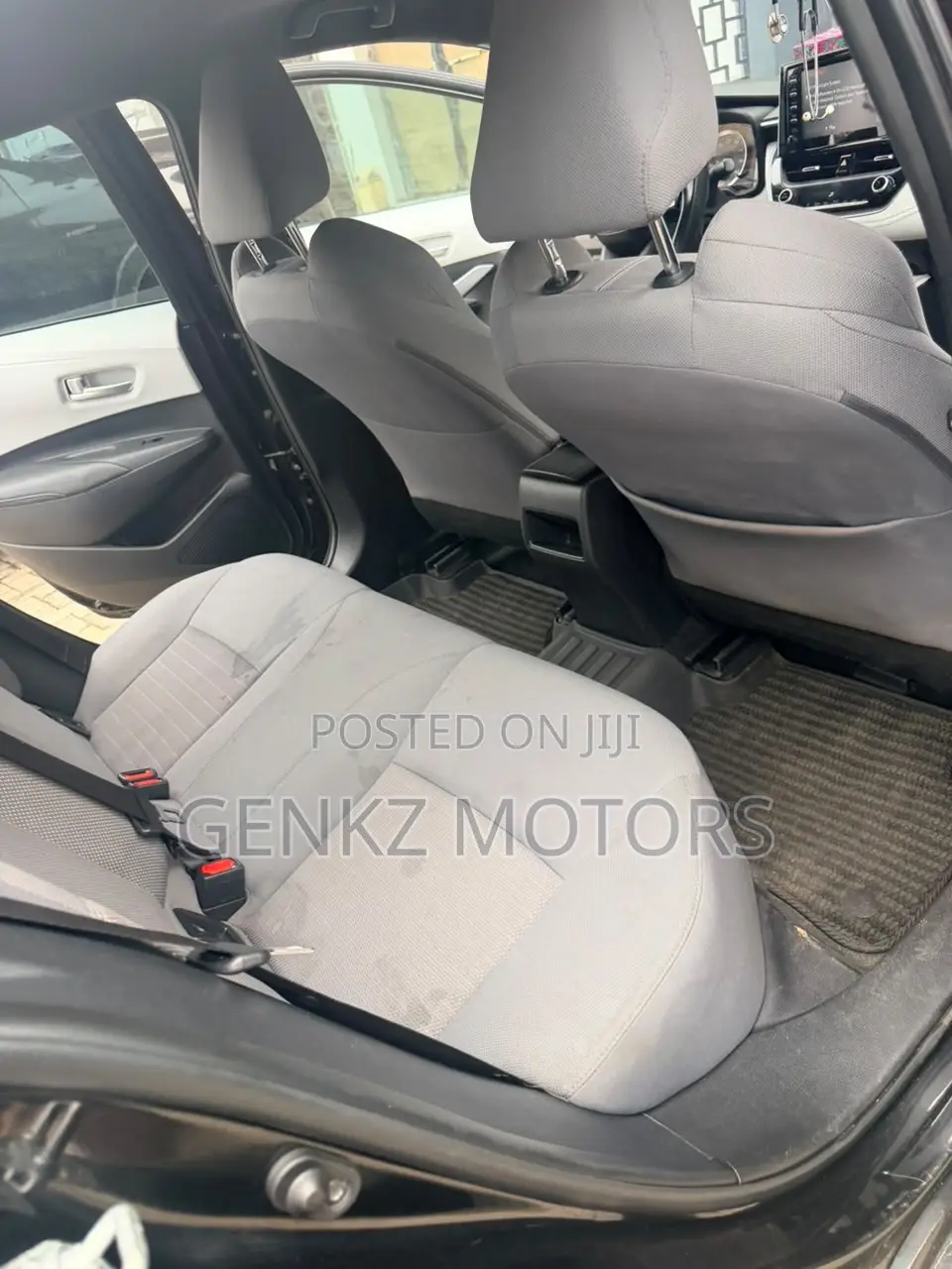 Toyota Corolla SE 2020 Blue
