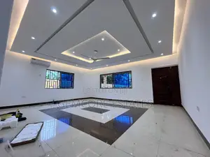 3bdrm House in West Trasacco, Ashaley Botwe for rent