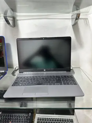 Laptop HP 250 G5 8GB AMD Ryzen 5 SSD 256GB