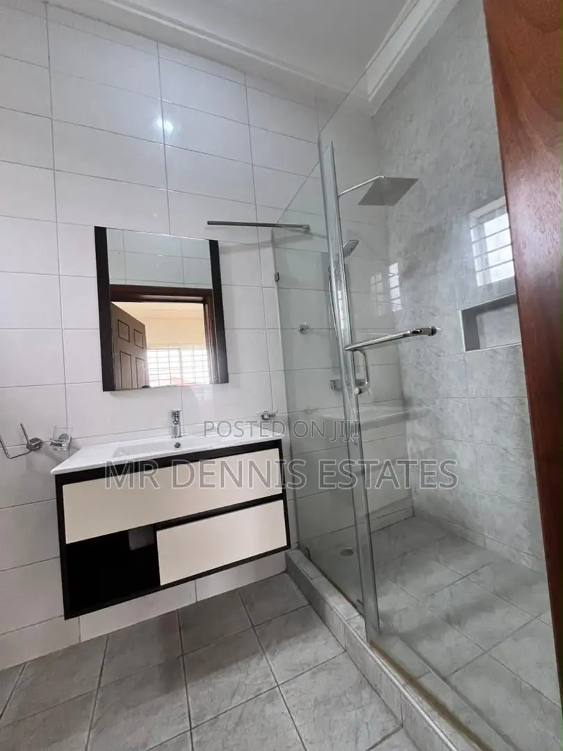 3bdrm Duplex in East Legon, A&C Mall Area for rent