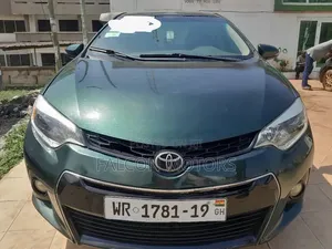 Toyota Corolla S Plus 4dr Sedan (1.8L 4cyl CVT) 2016 Green