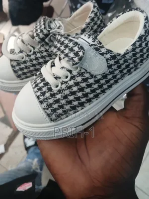 Kidstrainers and Easy Wear