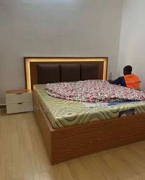 Modern Laminated Queen Size Bed