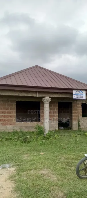 3bdrm House in Thisaq Real Estate, Awutu Senya East Municipal for sale