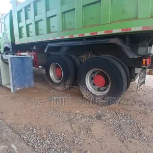 Ttipper Truck