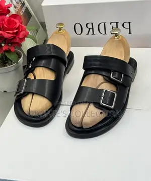 Black and Brown Leather Pedro