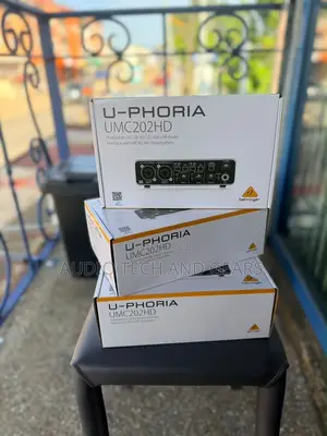 Behringer U-Phoria Umc202hd Usb Audio Interface