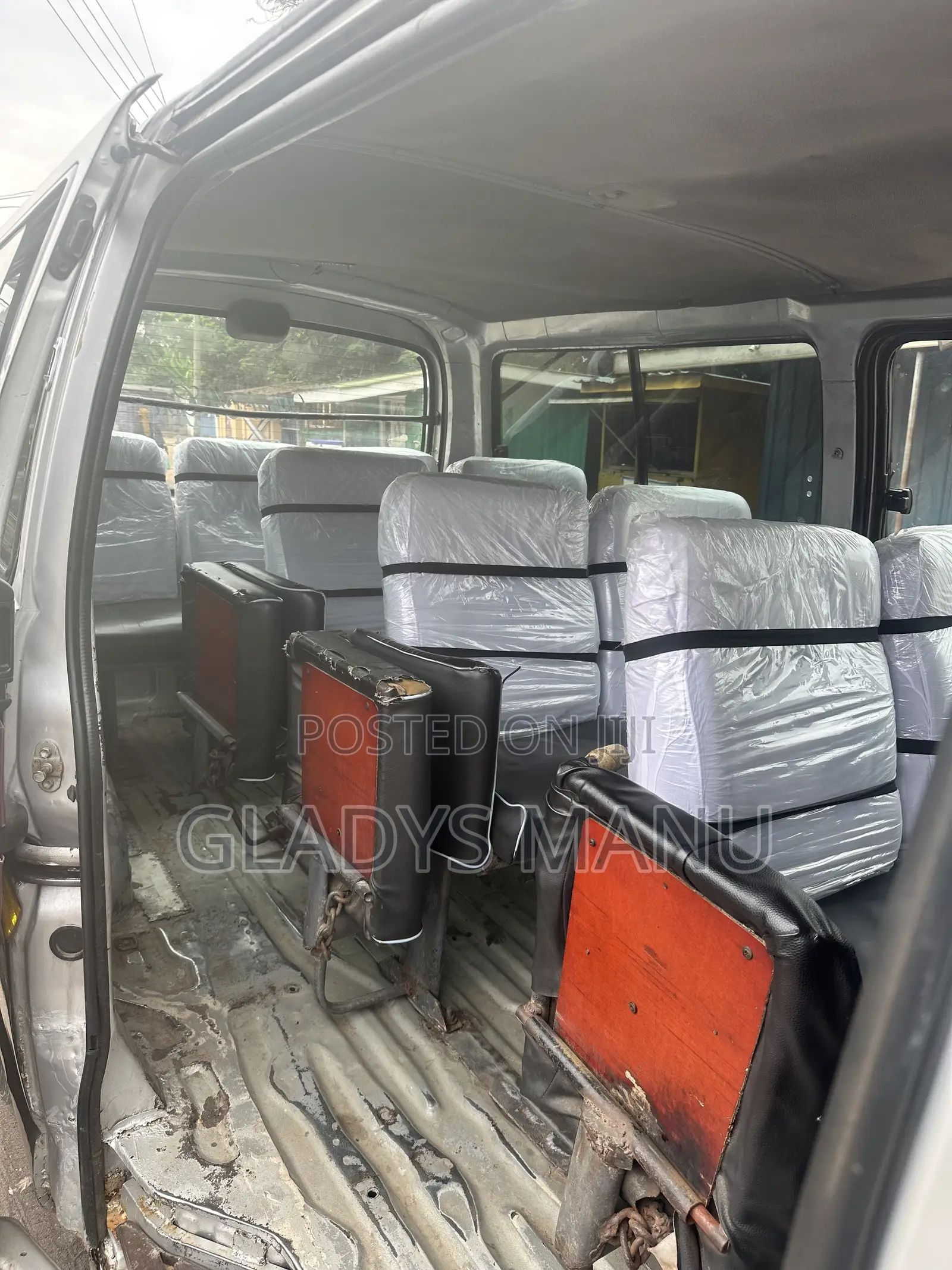 Toyota HiAce 2008 Silver