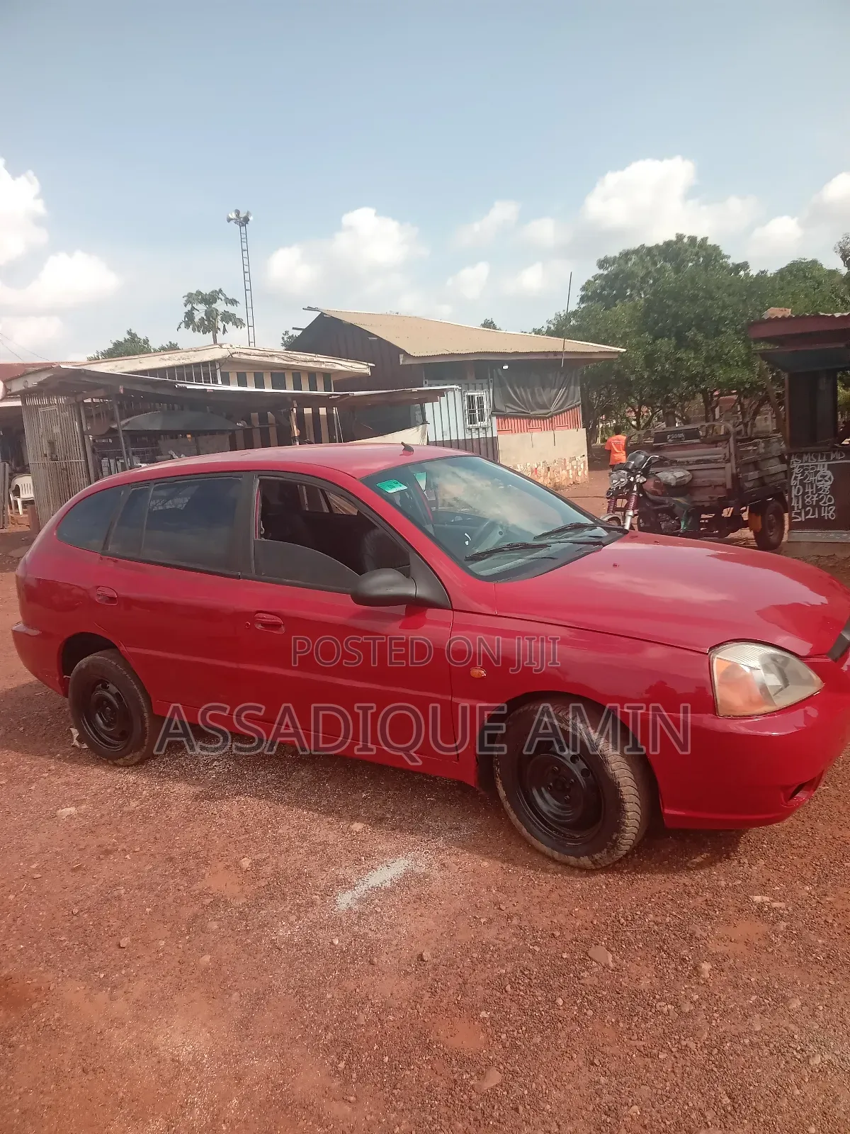 Kia Combi 2010 Red