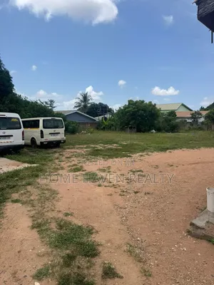 100/140 Land for Sale at Dome Paraku Estate