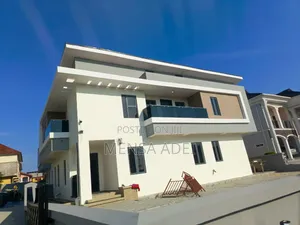 Architects and Builders