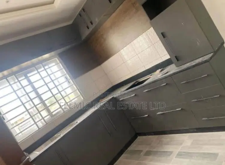 3bdrm House in Felmic Real Estate, Amasaman for sale