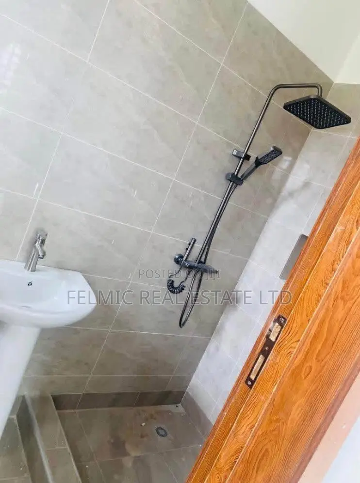 3bdrm House in Felmic Real Estate, Amasaman for sale