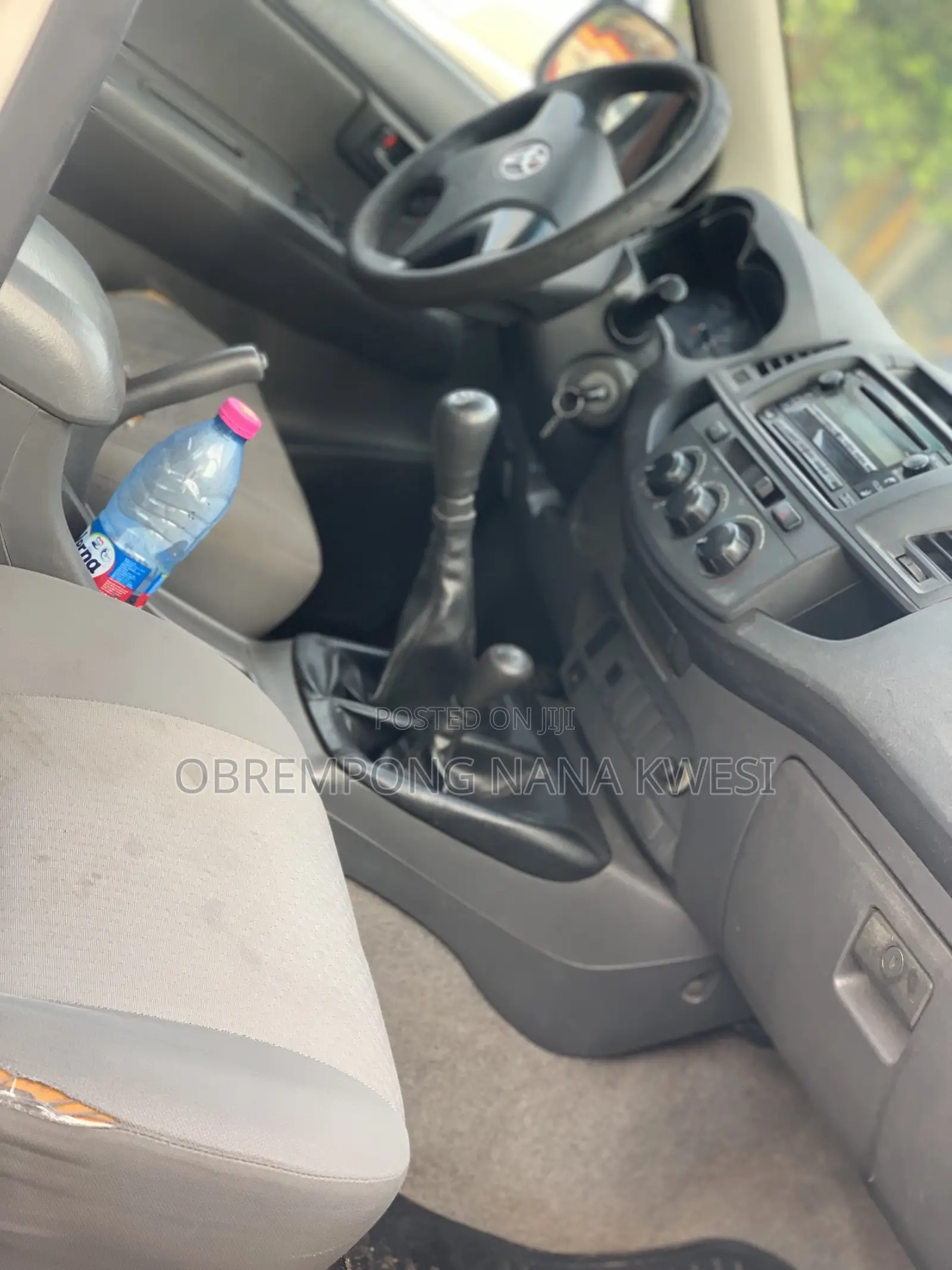 Toyota Hilux 2012 White