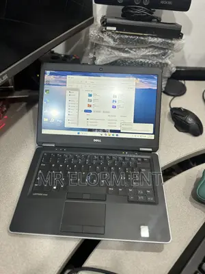 Laptop Dell Latitude 14 E7470 8GB Intel Core i5 SSD 256GB