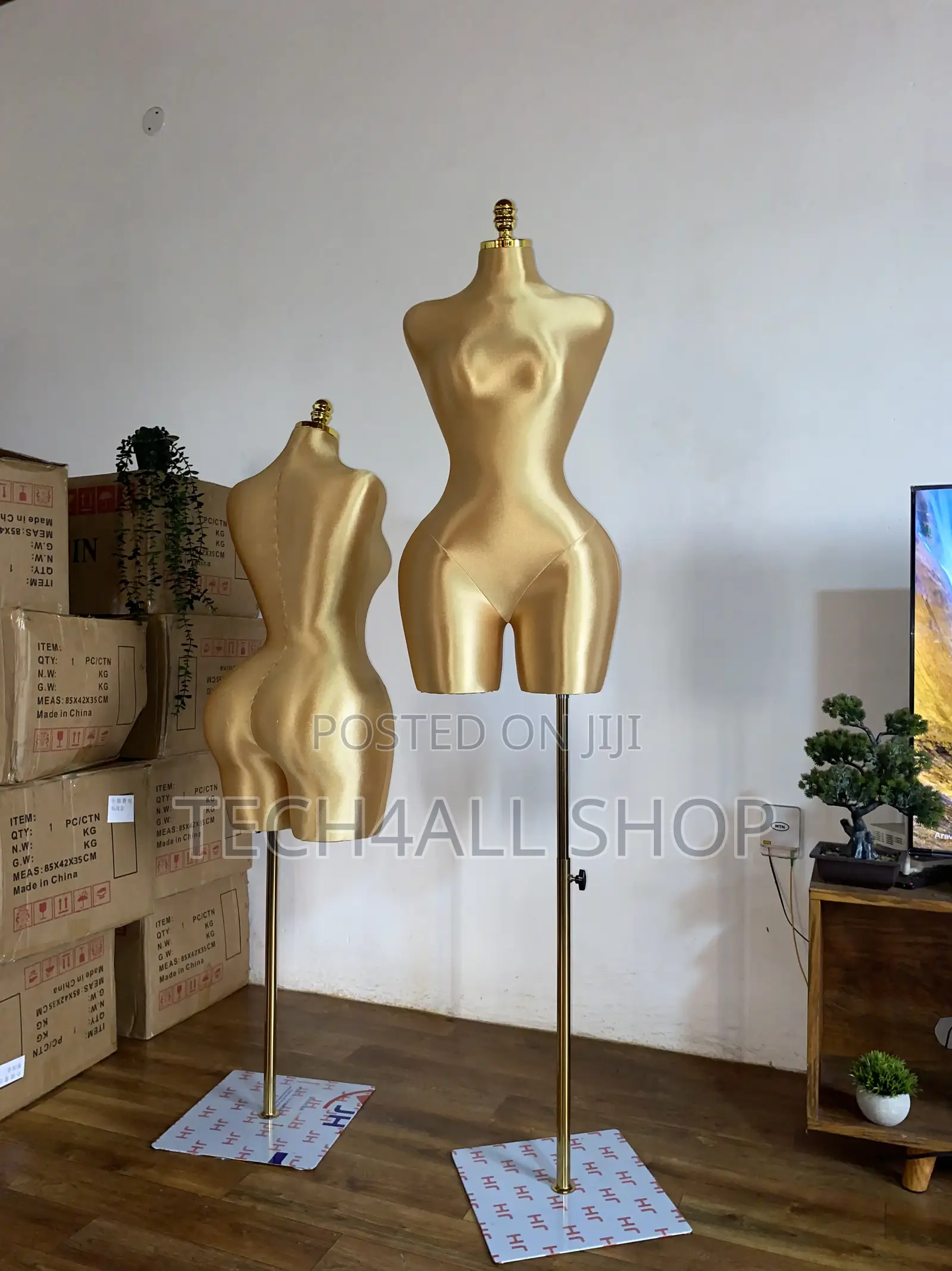 BBL Curvy Fabric Female Plus Size Mannequin