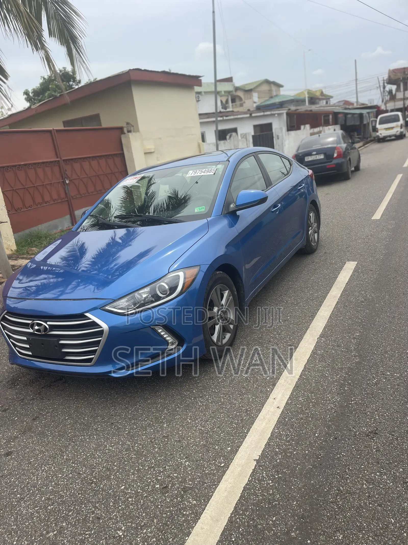 Hyundai Elantra Limited Sedan FWD (2.0L 4cyl 6A) 2017 Blue