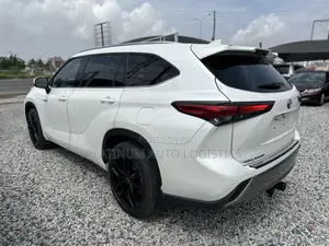 Toyota Highlander Platinum 2022 White
