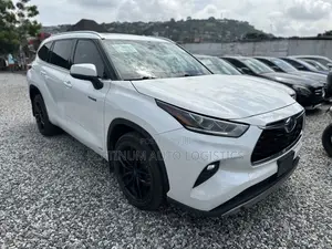 Toyota Highlander Platinum 2022 White