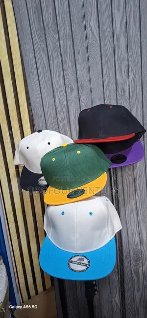 New Plain Flat Peak Retro Snapback Hat Cap.