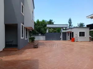 3bdrm Townhouse / Terrace in Parakuo Estate for rent
