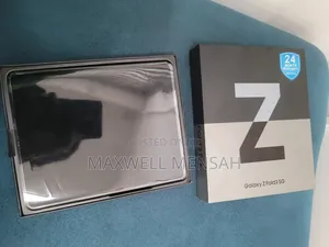 New Samsung Galaxy Z Fold 3 256 GB Black