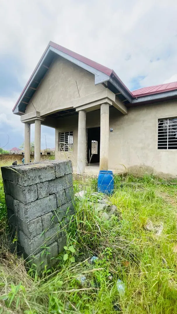 3bdrm House in Ablekuma Ga Odumase, Pentecost for sale
