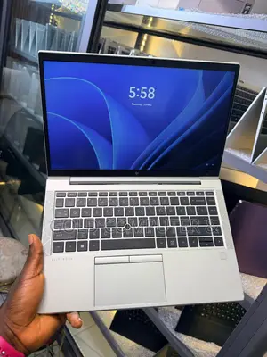 Laptop HP EliteBook 845 G8 8GB AMD Ryzen 3 SSD 256GB
