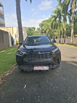 Toyota RAV4 2021 Black