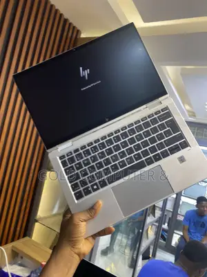 Laptop HP EliteBook x360 1030 G7 16GB Intel Core i7 SSD 512GB
