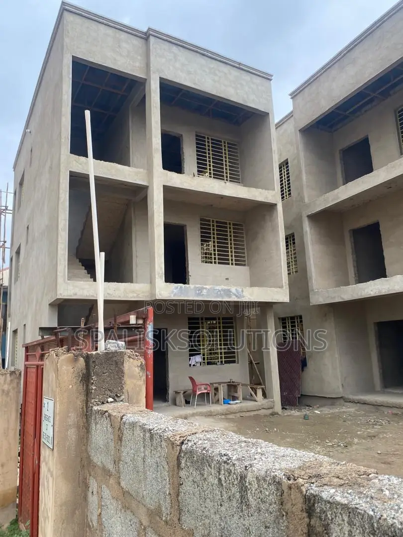 9bdrm Apartment in Dome for sale