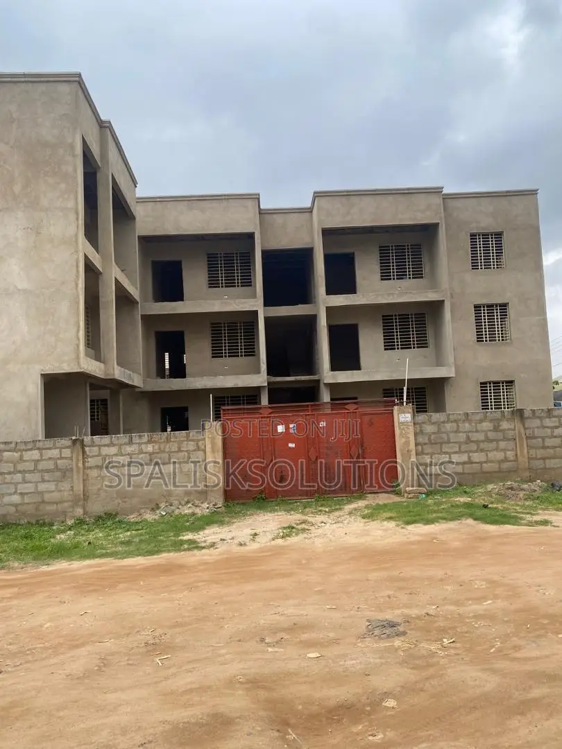 9bdrm Apartment in Dome for sale